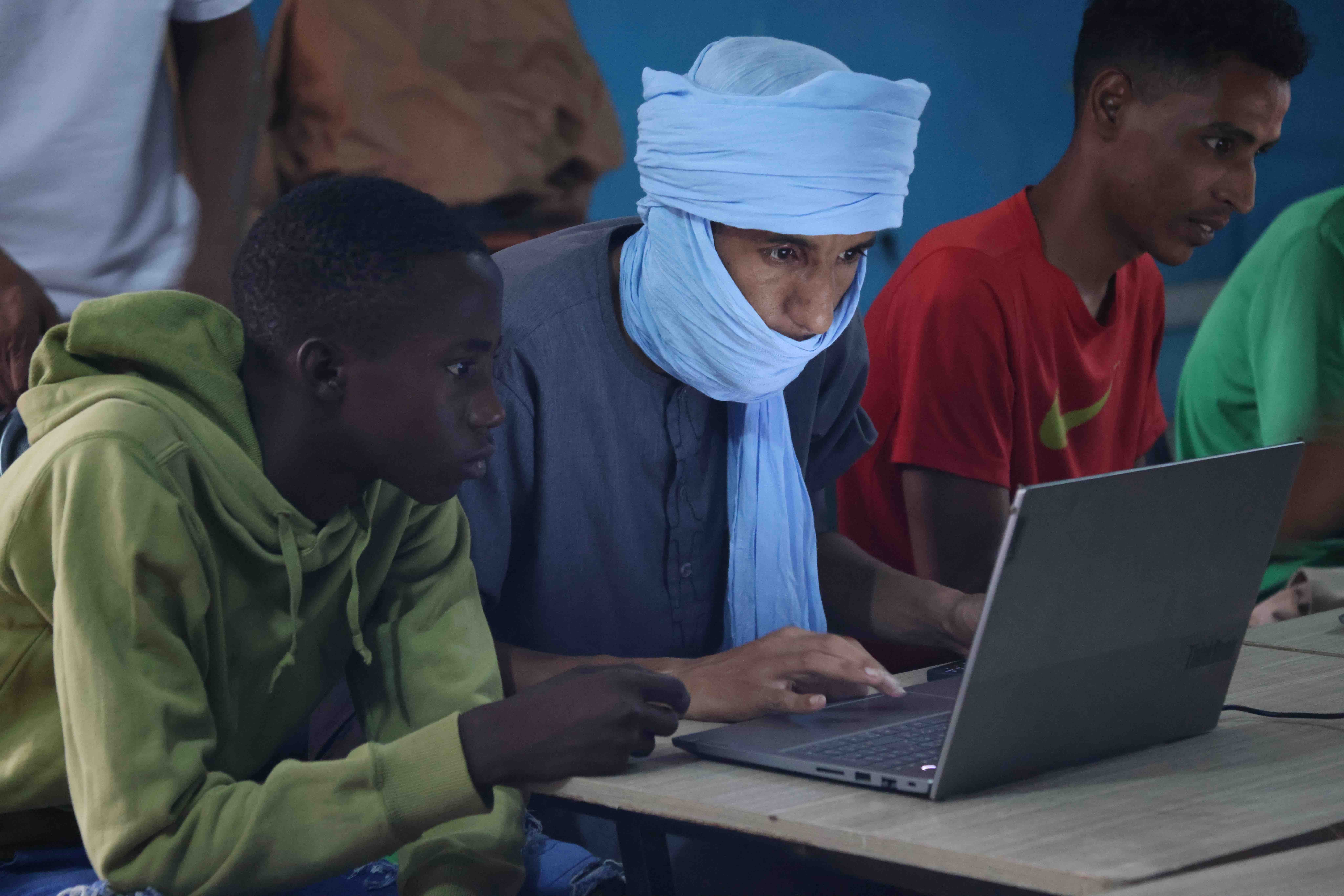 5 Impactful Ways to Support Refugee Education and Empowerment