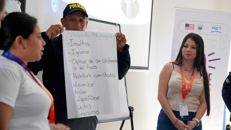 RET en español: Movilizando para Crear Comunidades Más Resilientes en Costa Rica