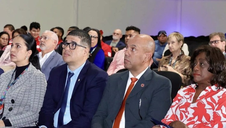 Anticipatory and Territorial Coordination: RET Contributes Regional Experience in a Forum on Risk Management